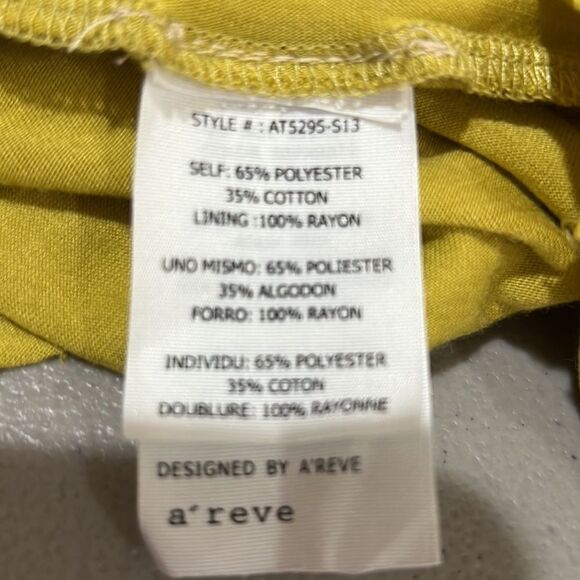 A’reve cream lace and green lace tunic top with scoop neck size small - Picture 12 of 13